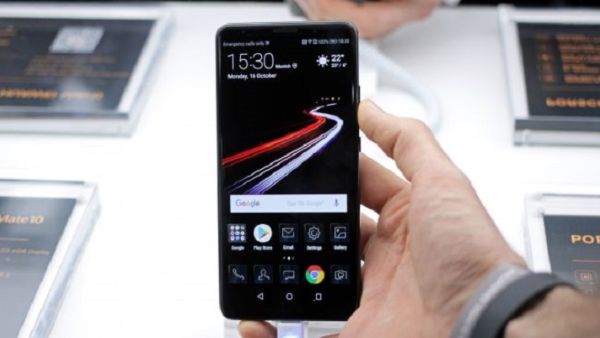 Huawei has announced a diamond black Porsche Design variant of its Mate 10 Pro, and we love it! (Courtesy of TechRadar)