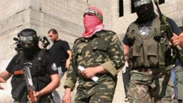 مصر المعبر الوحيد لاعضاء حماس من غزة 