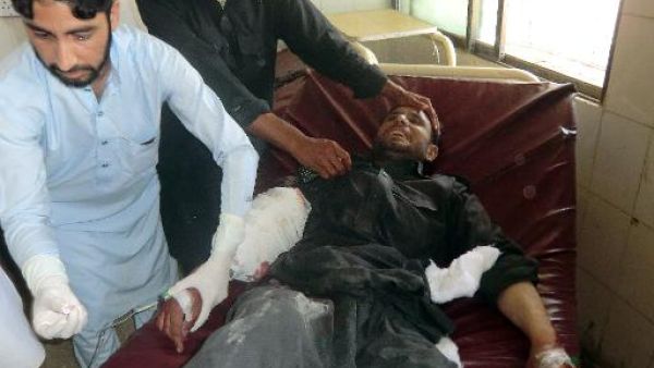 قتيلان بانفجار قنبلة على معبر حدودي بين باكستان وافغانستان