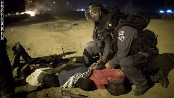 اسرائيل تعتقل 6 من عشيرة أبو القيعان البدوية بينهم 4 مدرسين بتهمة دعم "داعش"
