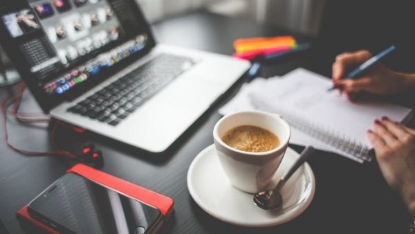 The problem with bad career tips is that you won’t really know how you shot yourself in the foot. Here are some tips to help you. (Pexels)
