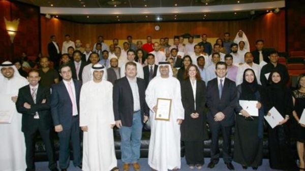Mahmood Al Bastaki, Director, Dubai Trade with the graduates