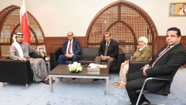 خلال الزيارة