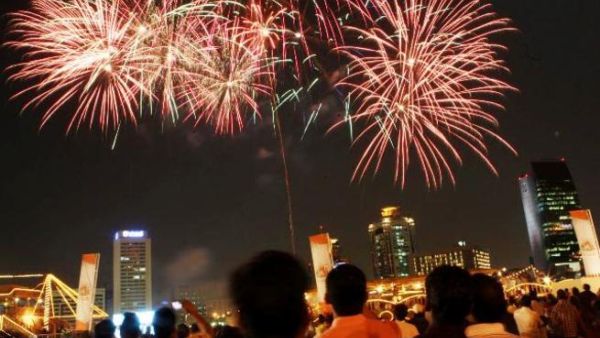 عروض الألعاب النارية التي زينت سماء دبي خلال مهرجان دبي للتسوق