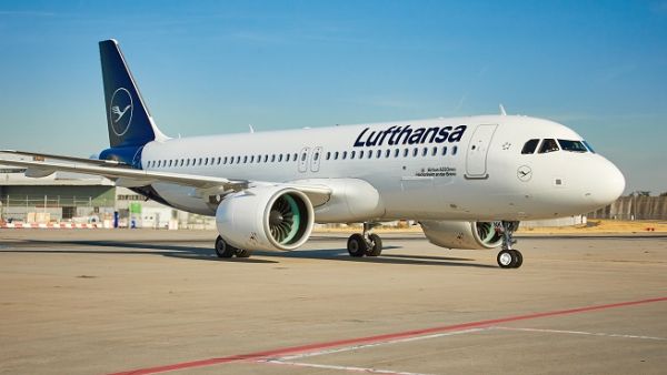 The A320neo and A321neo are scheduled for delivery in 2023 and 2024. The A320neo and A321neo are scheduled for delivery in 2023 and 2024.