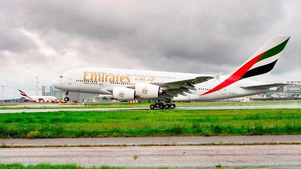 	الطائرة رقم 66 من طراز إيرباص A380 تقلع من مصانع إيرباص في هامبورغ إلى مطار دبي الدولي