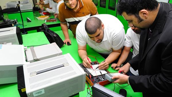 مركز للإبداعات الطلابية التقنية