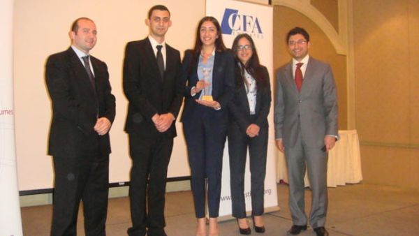 Winning team with Yacoub Nuseibeh and Mohit Malhotra from CFA Emirates