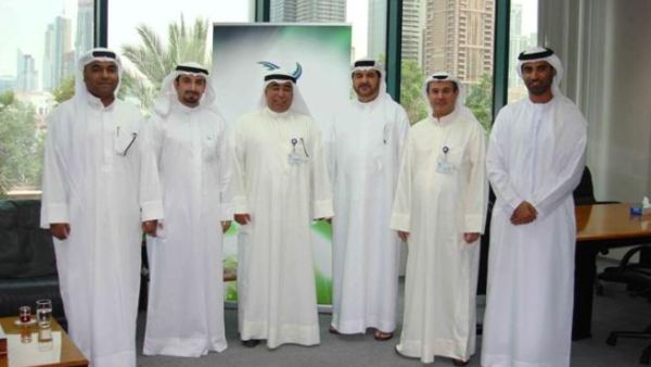 Abdulrahman Qassim Al Ali with the visiting delegation