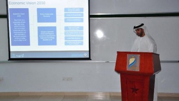Adnan Husnein, Urban Planning Department Chair, lecturing at ALHOSN University