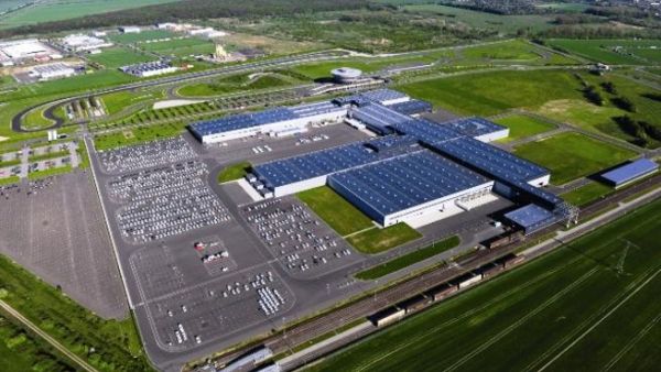 The new Cajun at the Porsche plant in Leipzig