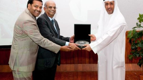 Al Benali, EQUATE Vice-President for Technical Services being recognized by Tamil Nadu Engineers Forum Al Benali, EQUATE Vice-President for Technical Services being recognized by Tamil Nadu Engineers Forum