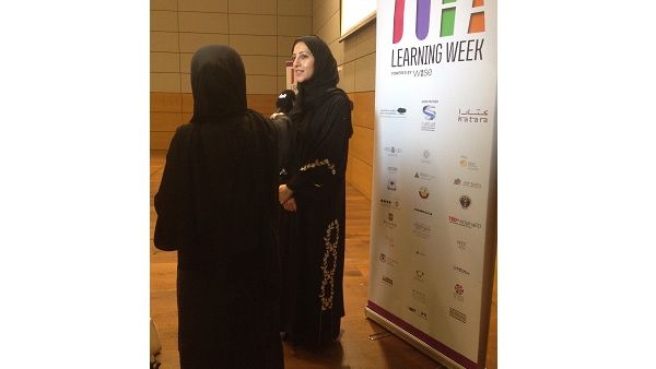 السيدة أمينة حسين، مدير البرامج وتطوير المجتمع في وايز، أثناء إطلاق أسبوع الدوحة للتعليم. السيدة أمينة حسين، مدير البرامج وتطوير المجتمع في وايز، أثناء إطلاق أسبوع الدوحة للتعليم.