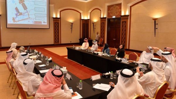 During the meeting, the members discussed the latest developments of the project and other related topics.