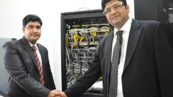 Bharat Singh Senwal, Assistant General Manager, HANCO and Shahnawaz Sheikh, SonicWALL MEA Regional Sales Manager Bharat Singh Senwal, Assistant General Manager, HANCO and Shahnawaz Sheikh, SonicWALL MEA Regional Sales Manager