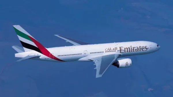 طيران الإمارات