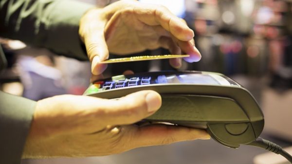 البطاقات بدون تماس والمحافظ الرقمية البطاقات بدون تماس والمحافظ الرقمية