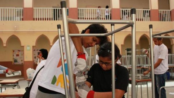 Dubai Cares volunteer Emirates