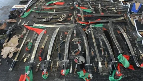 نماذج للقطع المضبوطة من قبل جمارك دبي