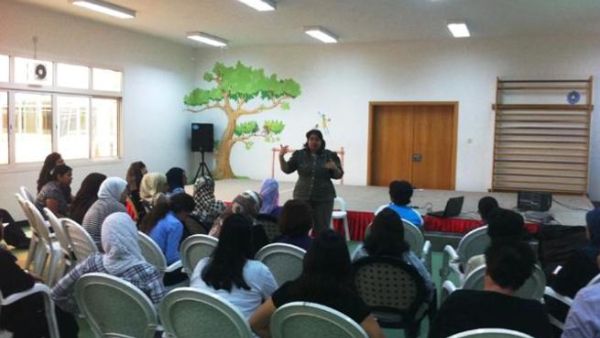 Eman Gaad, Consultant at CDA with attendees