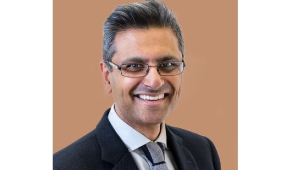 Dr. Mandeep S. Sagoo, Consultant Ophthalmologist at Moorfields Eye Hospital in London
