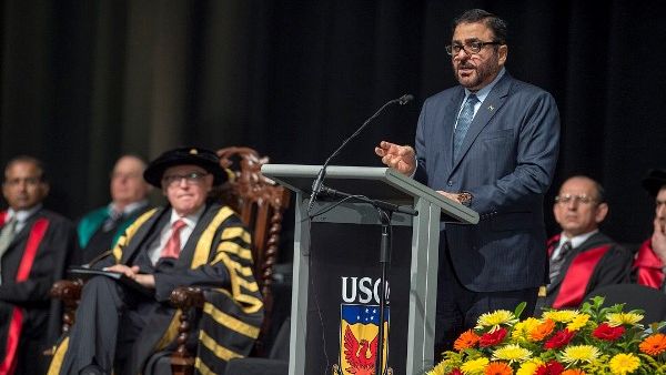 الدكتور منصور العور يلقي كلمته الرئيسية خلال حفل تخريج طلاب جامعة جنوب كوينزلاند بأستراليا