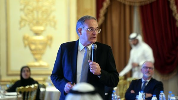الدكتور باتريك شينيل، الرئيس التنفيذي لمجموعة يوسف بن أحمد كانو
