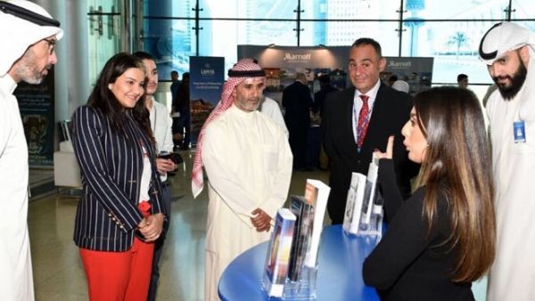 KPC officials visiting Burgan Bank booth. KPC officials visiting Burgan Bank booth.