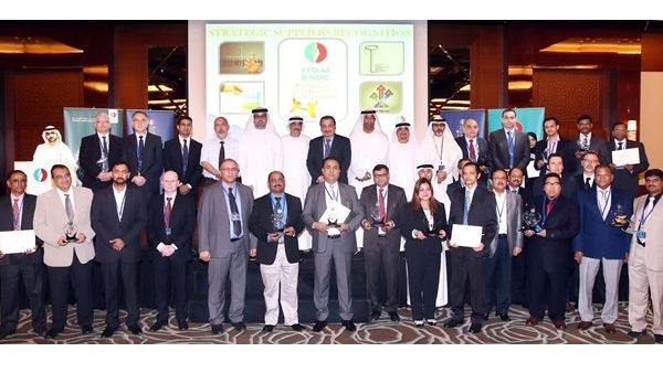 ENOC senior management and winners of Strategic Suppliers Recognition Award