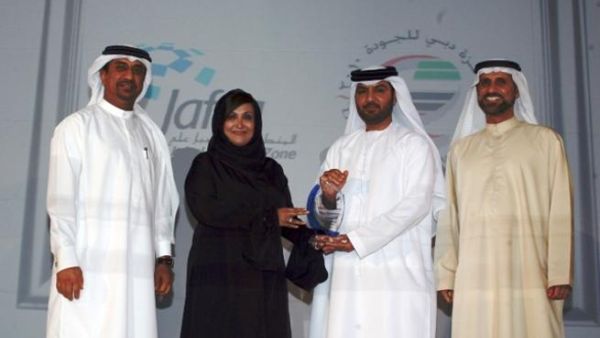 Salma Hareb, CEO of Economic Zones World thanked all employees involved in the process for their support and involvement honoured specific individuals and departments for their vital contributions Salma Hareb, CEO of Economic Zones World thanked all employees involved in the process for their support and involvement honoured specific individuals and departments for their vital contributions
