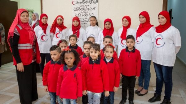 Egyptian Red Crescent and Land Rover Egyptian Red Crescent and Land Rover