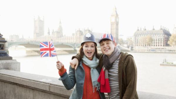 English skills for fresh graduates and job seekers at Eton Institute