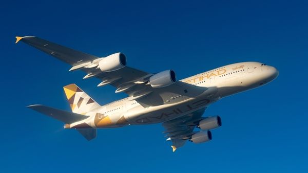 الاتحاد للطيران قد أطلقت بنجاح العديد من منتجات الخدمات الإضافية الجديدة لمنح الضيوف مزيداً من الخيارات الاتحاد للطيران قد أطلقت بنجاح العديد من منتجات الخدمات الإضافية الجديدة لمنح الضيوف مزيداً من الخيارات