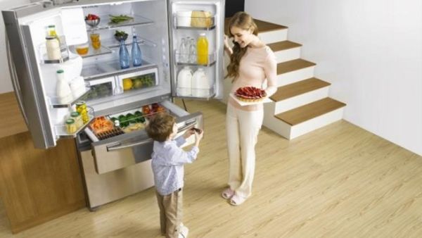 French door Refrigerator from samsung