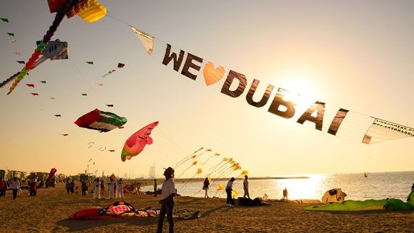 شهدت الأسواق العشرون الرئيسية المصدرة للزوار إلى دبي أداءً ايجابياً بمجملها مع تسجيل نِسب نمو مستقرة لبعضها خلال النصف الأول من العام 2017.