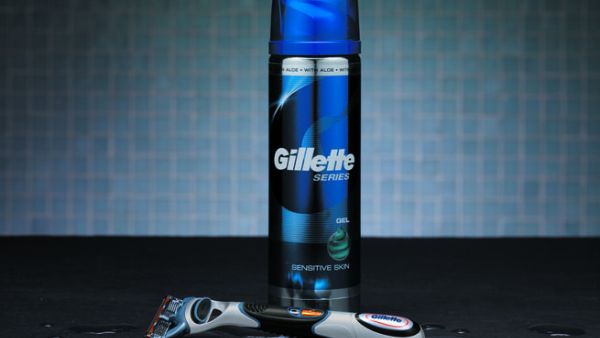 Gillette Fusion Cool White