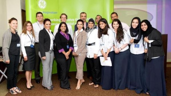 GE volunteers at You Can B! innovation camp