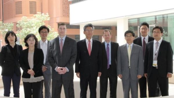 Members from Global Green Growth Institute during their visit to Masdar Institute Members from Global Green Growth Institute during their visit to Masdar Institute