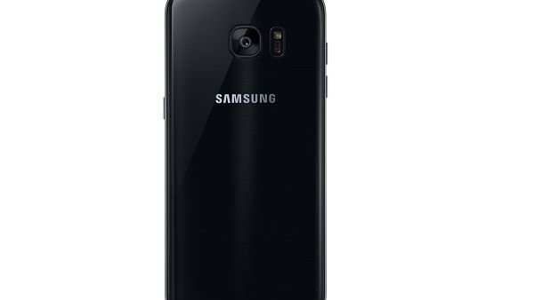 Samsung Galaxy S7 edge Named Best Smartphone at MWC 2017 Samsung Galaxy S7 edge Named Best Smartphone at MWC 2017