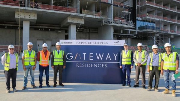 Gateway Residences Topping Off ceremony