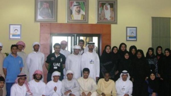 DUBAL’s 2012 Summer Programme trainees with Recruitment department personnel DUBAL’s 2012 Summer Programme trainees with Recruitment department personnel
