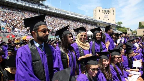 حفل تخريج جامعة نورثويسترن في قطر
