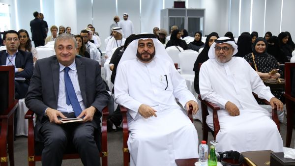 H.E. Sulaiman Al Ansari, CEO of the Hamdan Bin Rashid Al Maktoum Award for Distinguished Academic Performance and Dr. Mansoor Al Awar, Chancellor of HBMSU H.E. Sulaiman Al Ansari, CEO of the Hamdan Bin Rashid Al Maktoum Award for Distinguished Academic Performance and Dr. Mansoor Al Awar, Chancellor of HBMSU