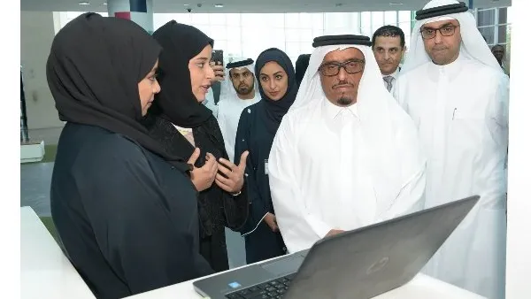خلال الحدث