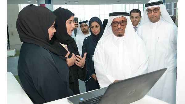 خلال الحدث