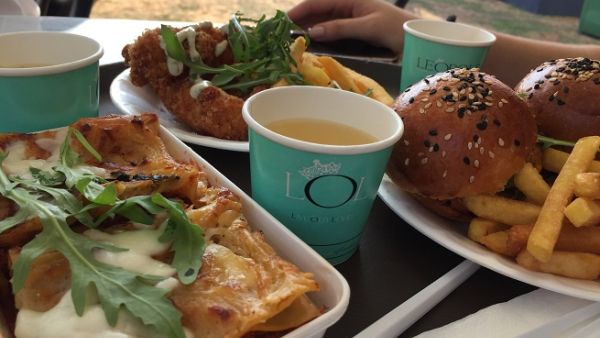 The English restauranteur is most notorious for its mouth-watering truffle burgers, crunchy fish & chips, juicy lasagna, chicken & mushroom pie. The English restauranteur is most notorious for its mouth-watering truffle burgers, crunchy fish & chips, juicy lasagna, chicken & mushroom pie.