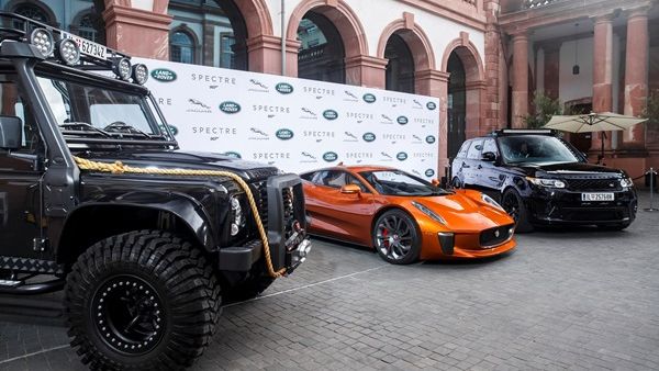 سيارات جاكوار C-X75 ورينج روڤر سبورت SVR ولاند روڤر ديفندر