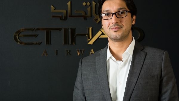 جعفر البلوشي، من أوائل المحاميين الإماراتيين المرخصين لدى الشركة جعفر البلوشي، من أوائل المحاميين الإماراتيين المرخصين لدى الشركة