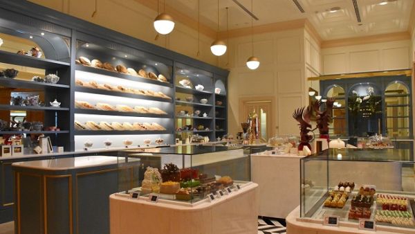 Le Café retail marks an exquisite new addition to the Emirates Palace Le Café retail marks an exquisite new addition to the Emirates Palace