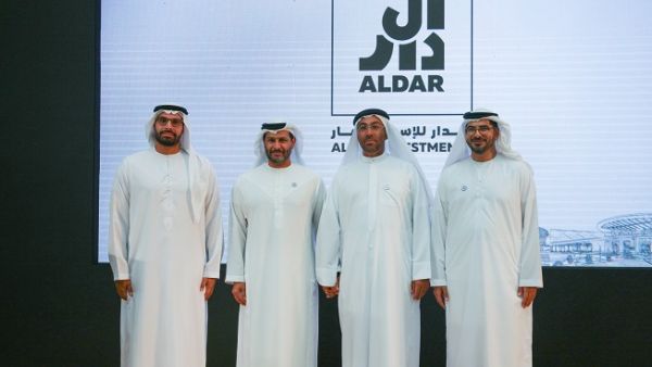 His Excellency Mohamed Khalifa Al Mubarak, Chairman of Aldar Properties, His Excellency Saif Al Hajeri, Chairman of the Department of Economic Development, His Excellency Ahmed Al Sayegh, Minister of State and Chairman of Abu Dhabi Global Market and Talal Al Dhiyebi, Chief Executive Officer, Aldar Properties at the launch of Aldar Investments at Abu Dhabi Global Market (ADGM). His Excellency Mohamed Khalifa Al Mubarak, Chairman of Aldar Properties, His Excellency Saif Al Hajeri, Chairman of the Department of Economic Development, His Excellency Ahmed Al Sayegh, Minister of State and Chairman of Abu Dhabi Global Market and Talal Al Dhiyebi, Chief Executive Officer, Aldar Properties at the launch of Aldar Investments at Abu Dhabi Global Market (ADGM).